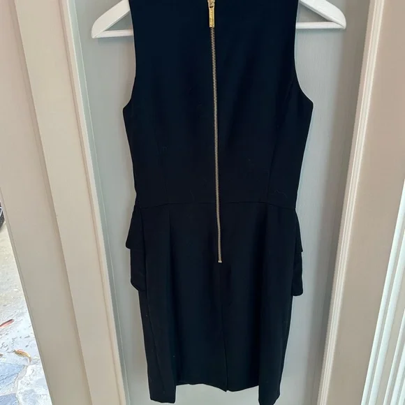 MICHAEL Michael Kors Sleeveless Peplum Dress - Picture 3 of 5